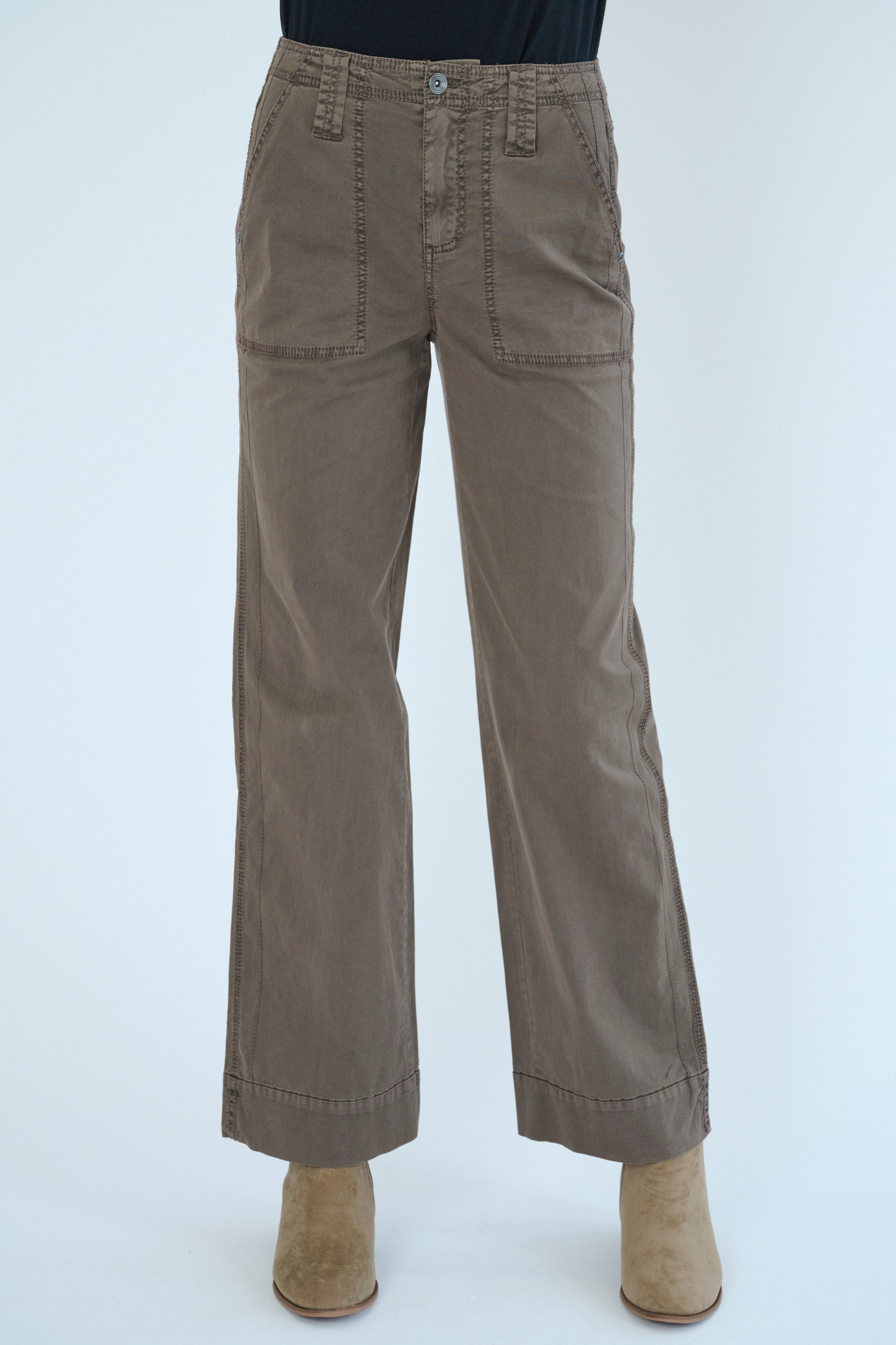 Front view of Darilyn pant in Hazel color