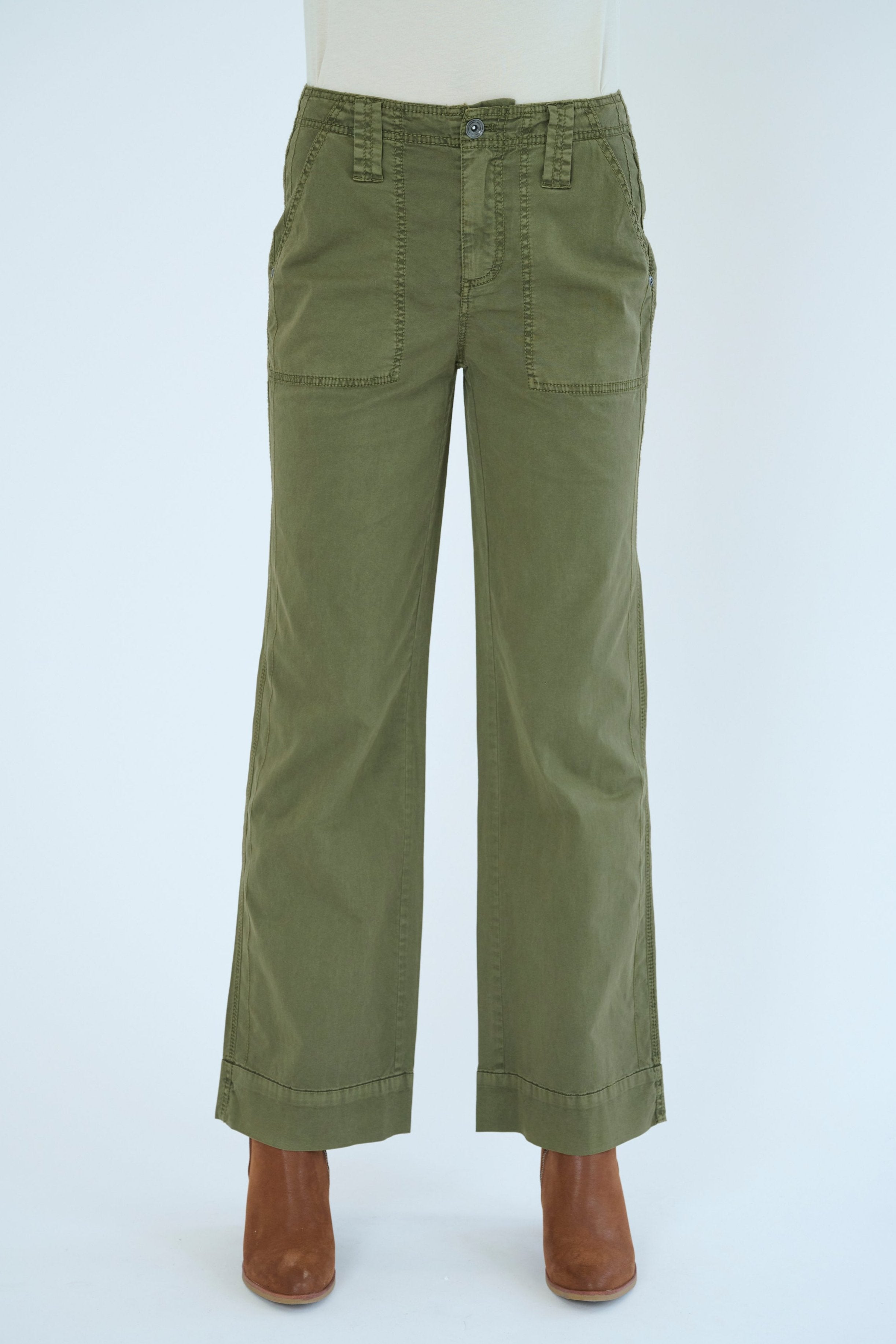 Front view of Darilyn pant in Pine color