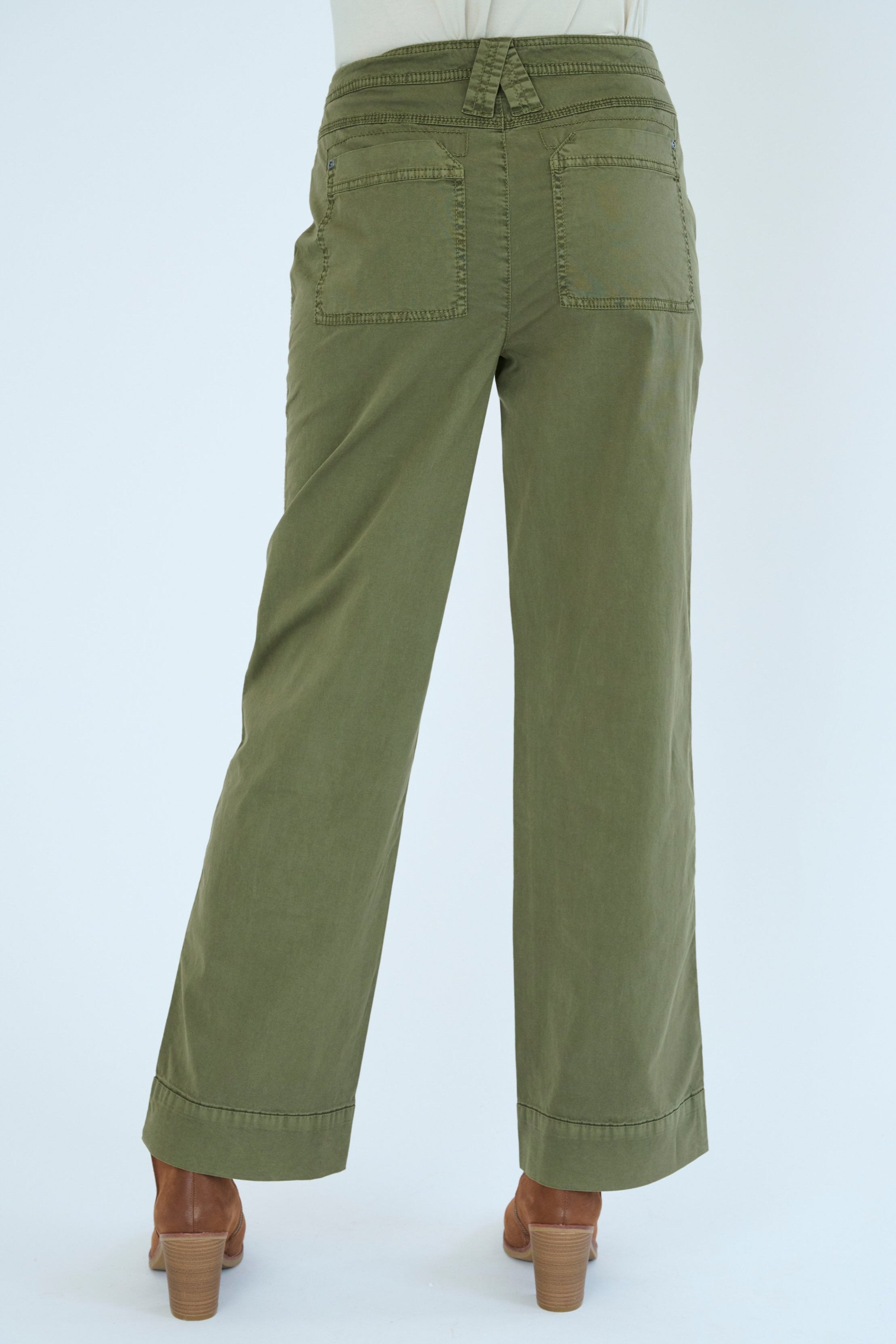 Back view of Darilyn pant in Pine color