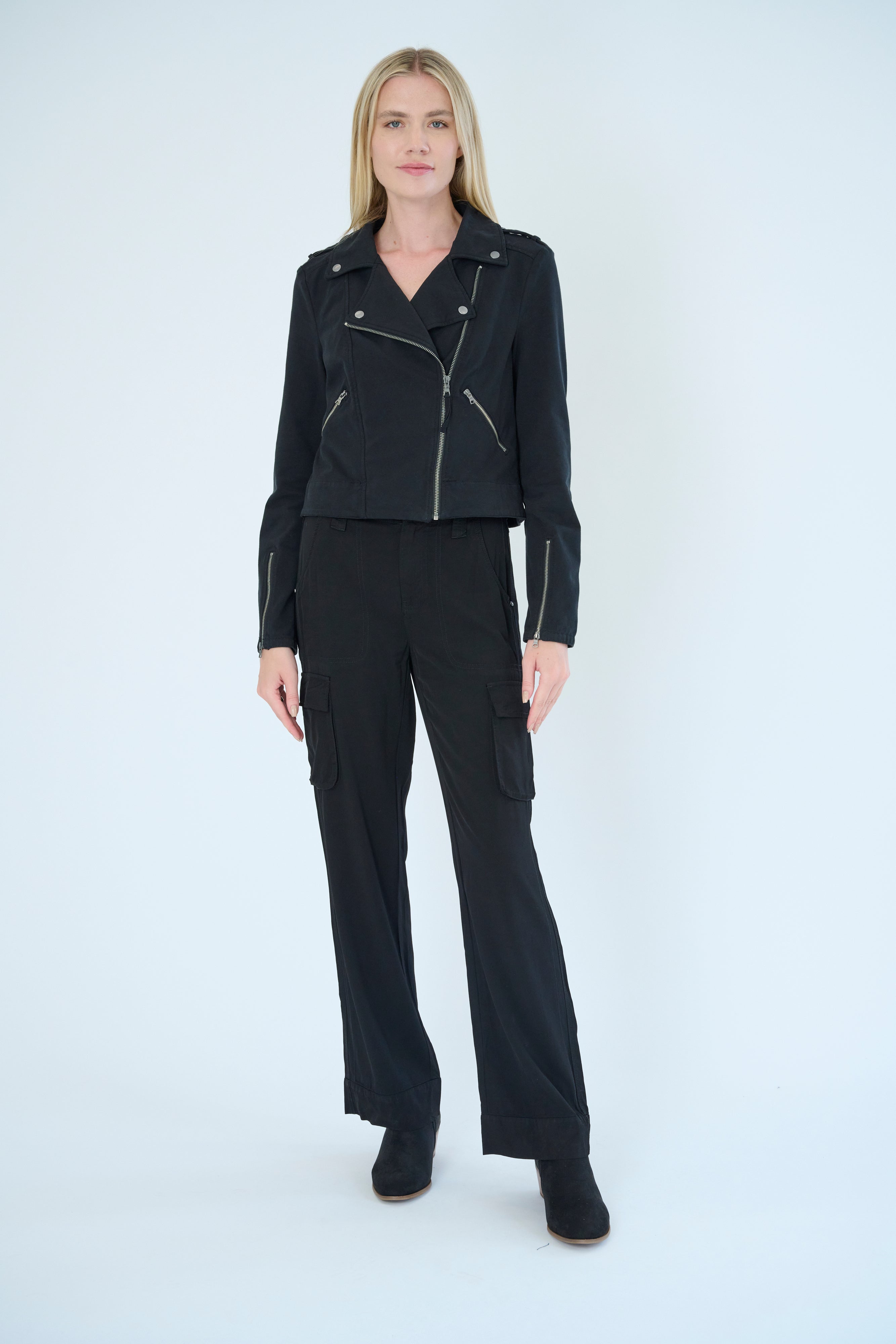 Front view of model wearing Gavyn pant in Black color and Layla Jacket in Black color