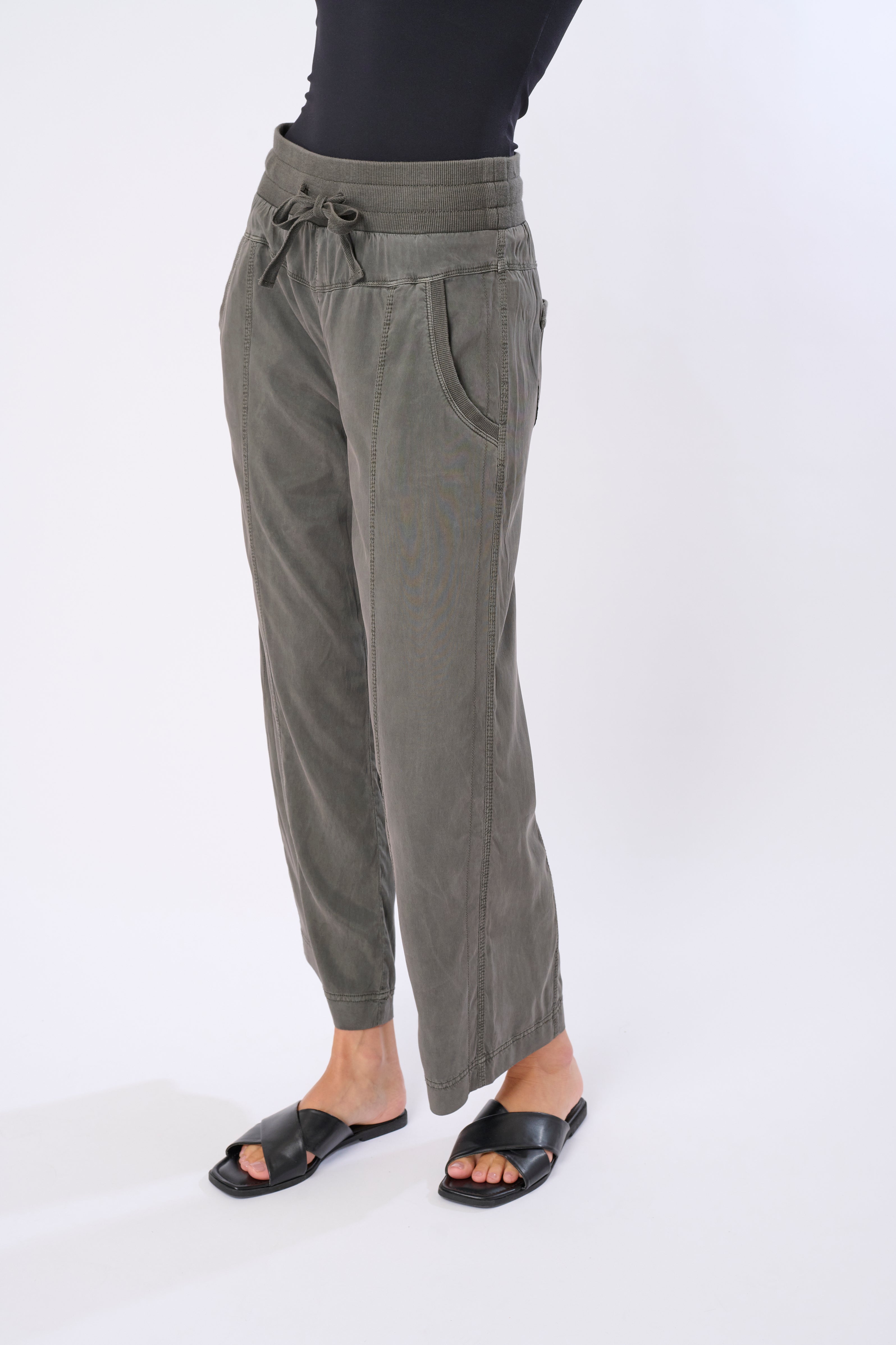 Natia Stretch Cupro Pant