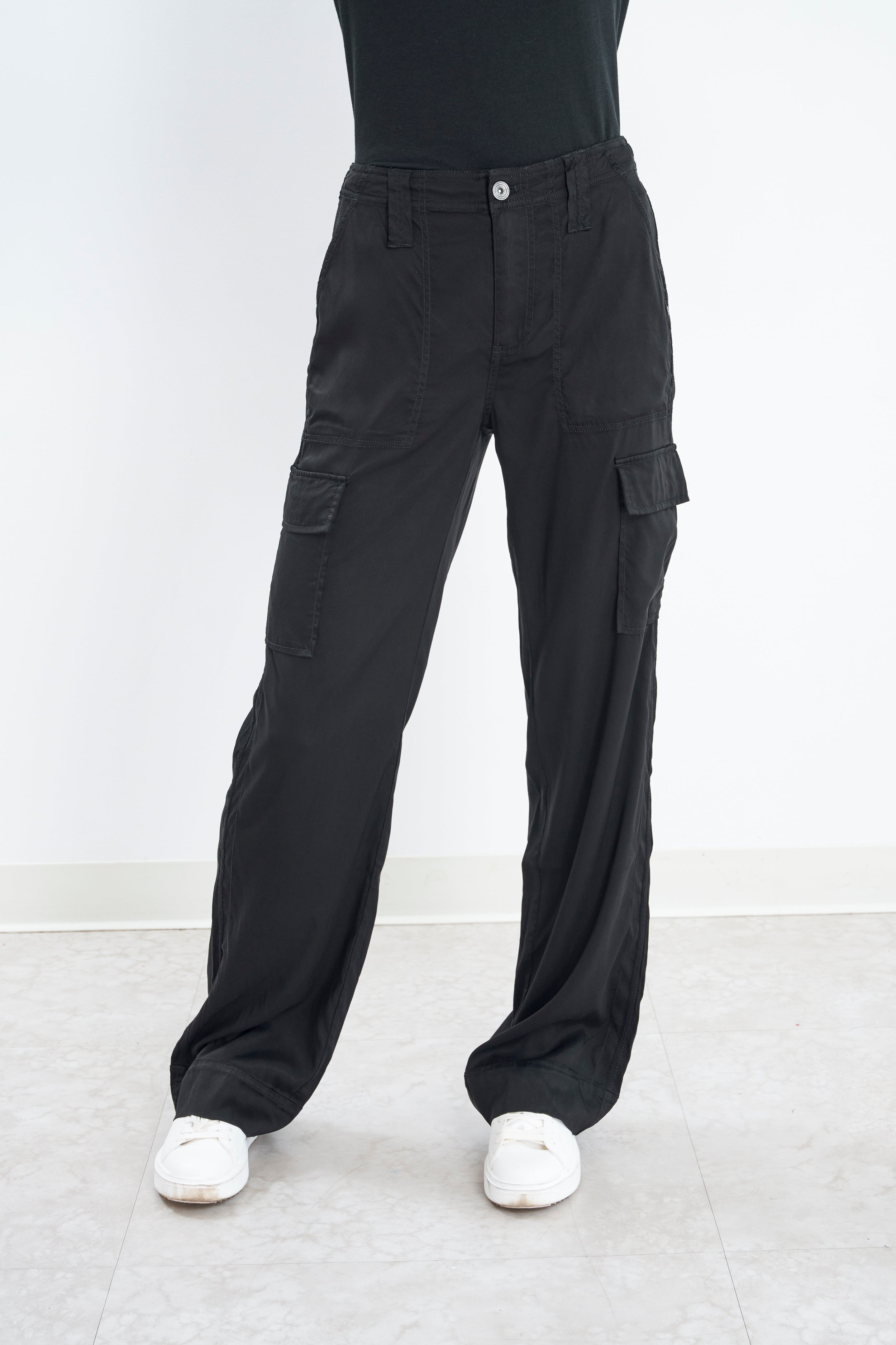 Buy Soho Apparel Girls Seamless Lady Capri Legging SG-27-Navy Nylon Spandex  Online at desertcartKUWAIT